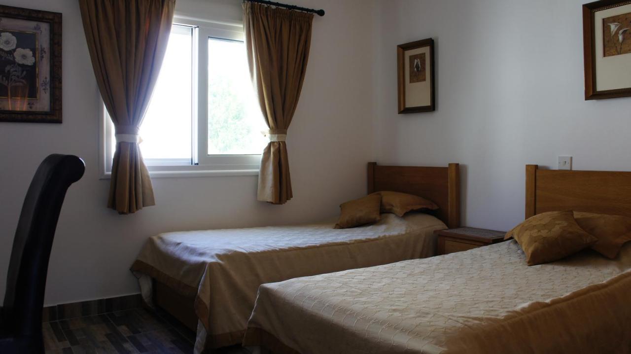 Limnaria Westpark 113 Daire Pafos Dış mekan fotoğraf