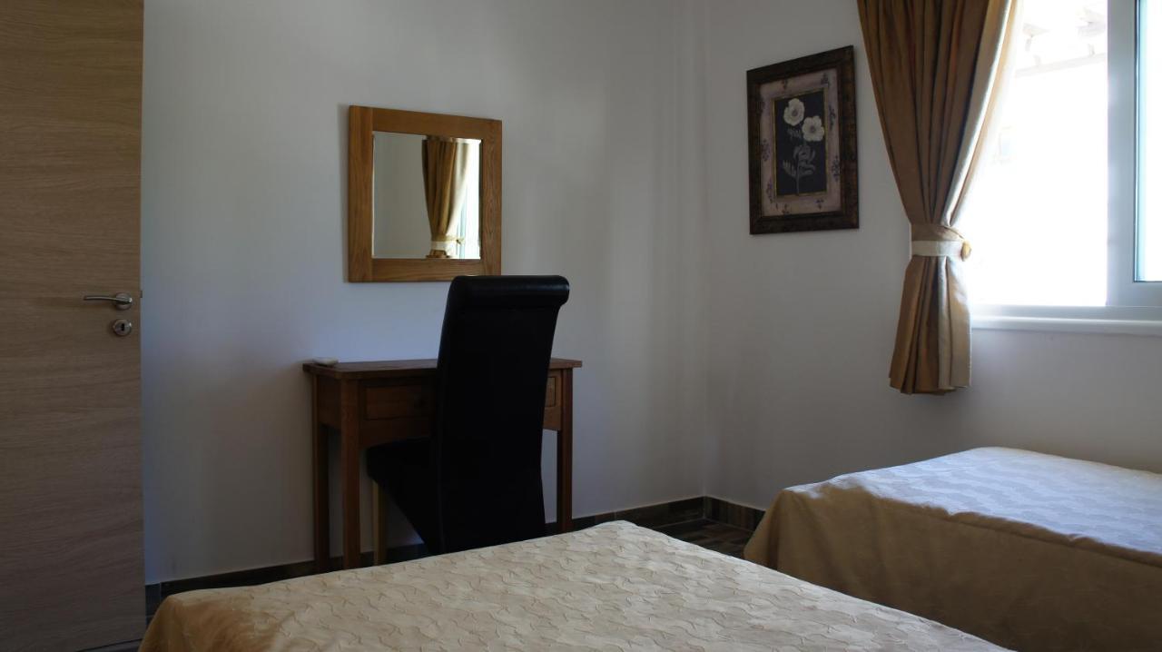 Limnaria Westpark 113 Daire Pafos Dış mekan fotoğraf